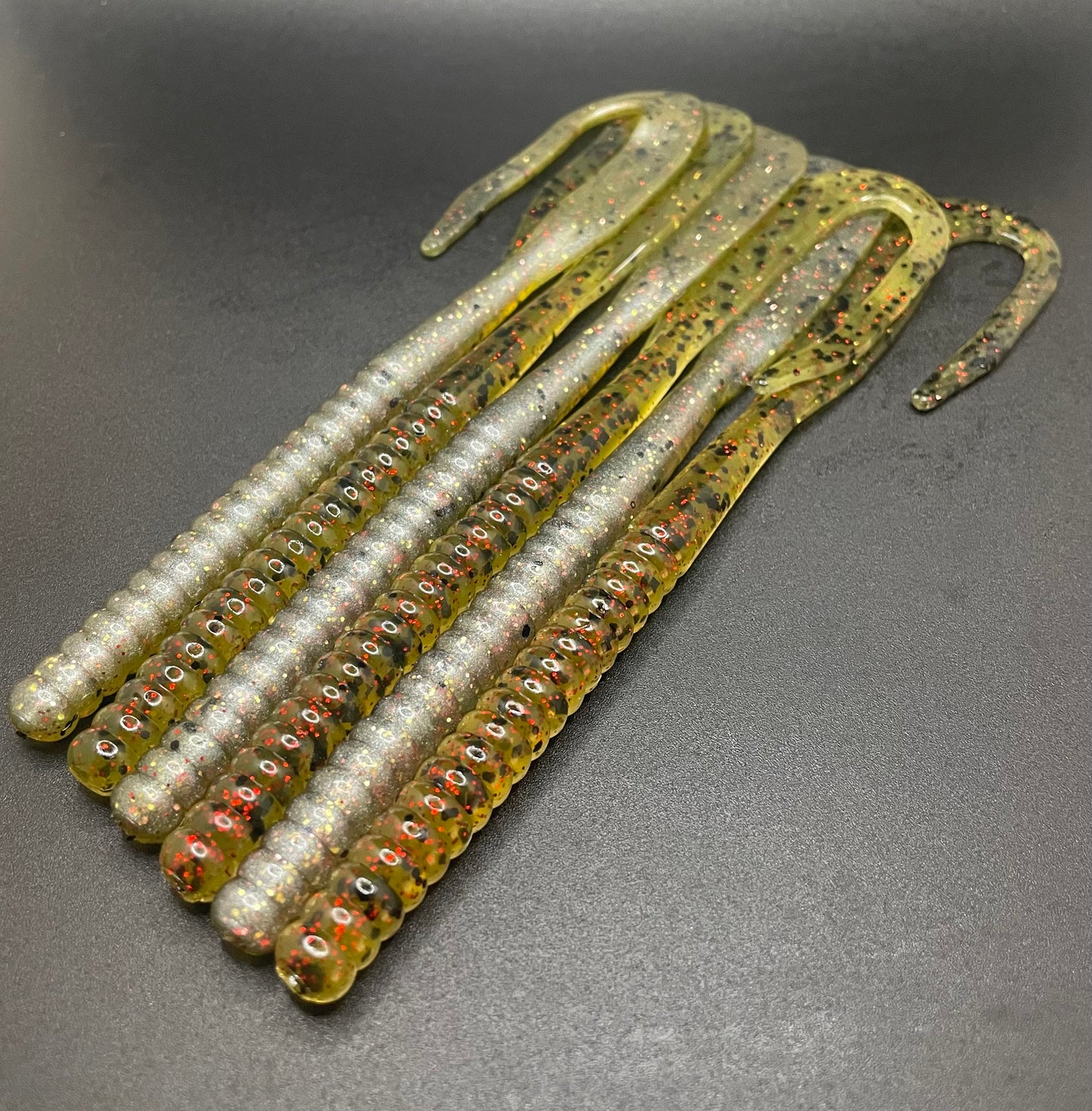 9" Ribbon Tail