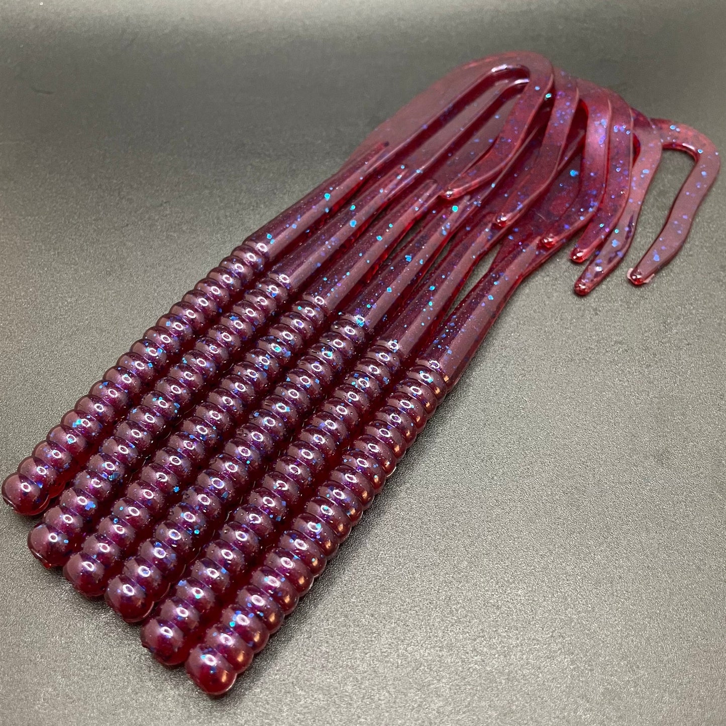 9" Ribbon Tail