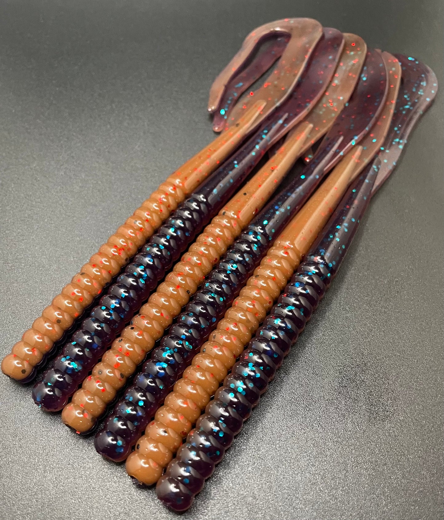 9" Ribbon Tail