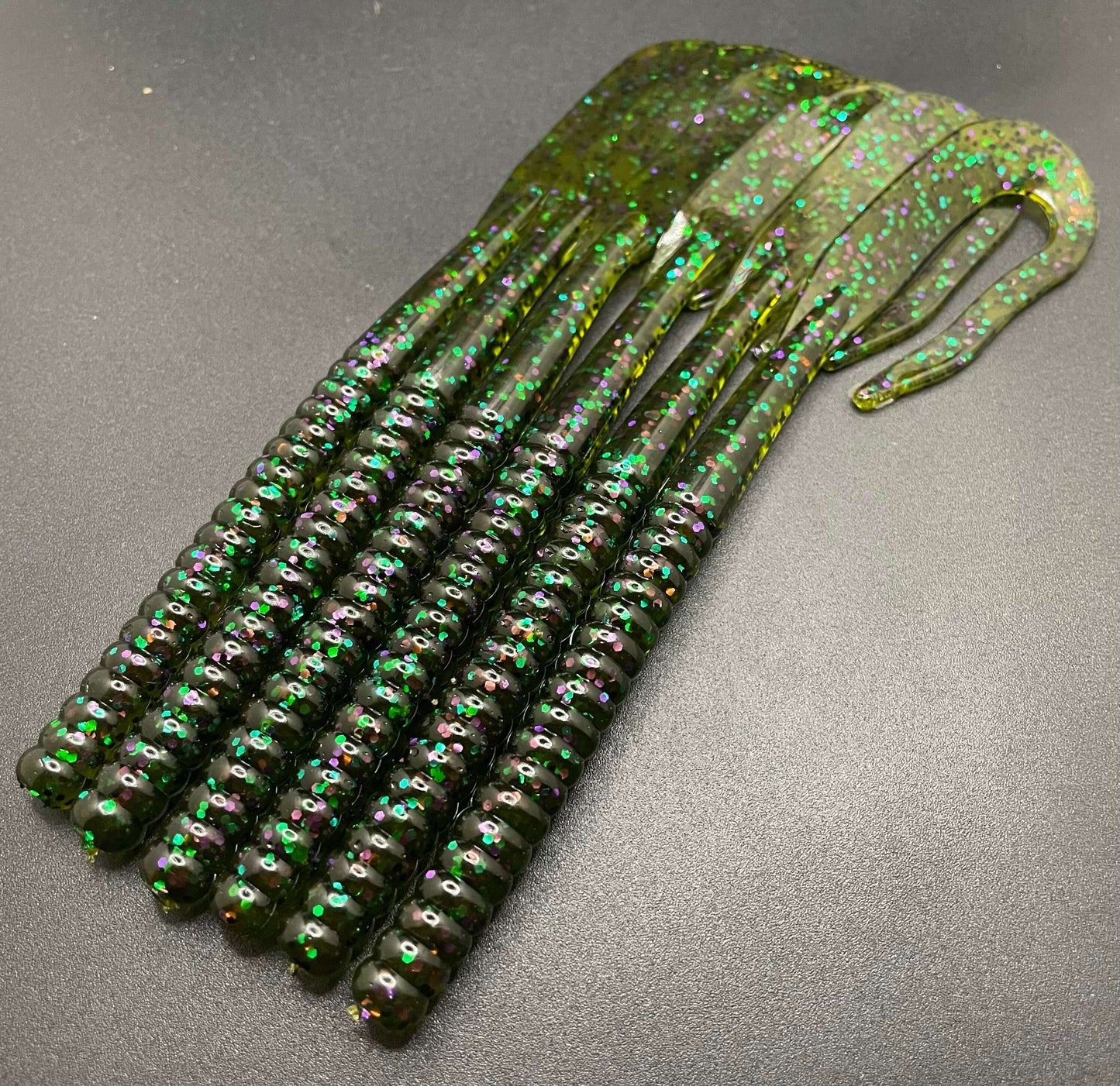 9" Ribbon Tail